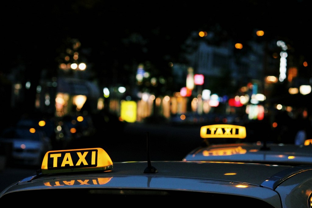 Taxi près de Rodez : taxi-nuit